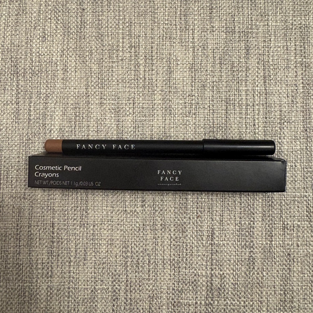 Fancy Face Waterproof lip liner